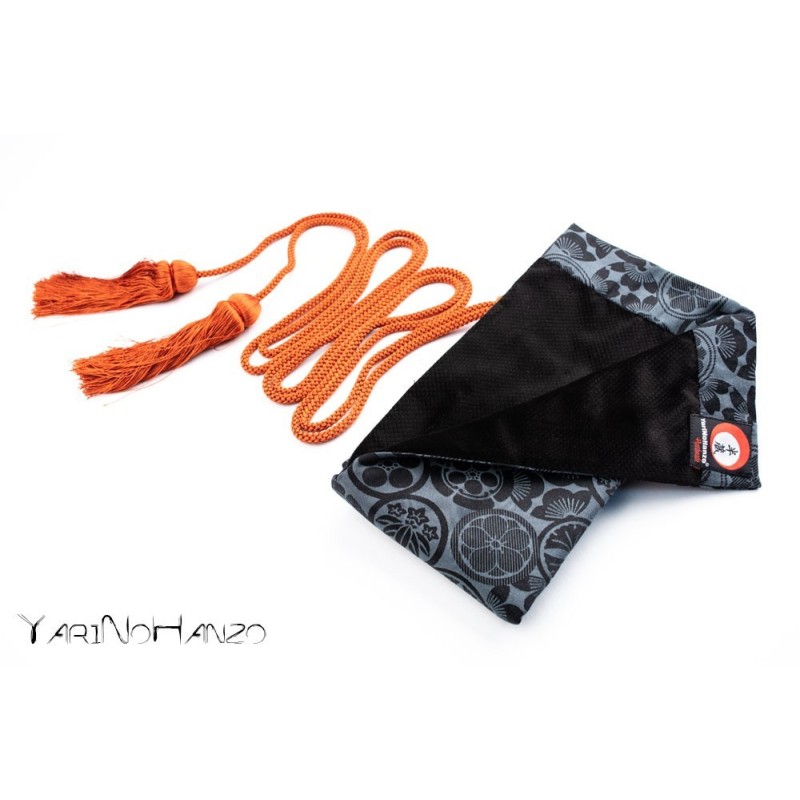 Wakizashi Bukuro Kamon (light background) | Bag For Wakizashi