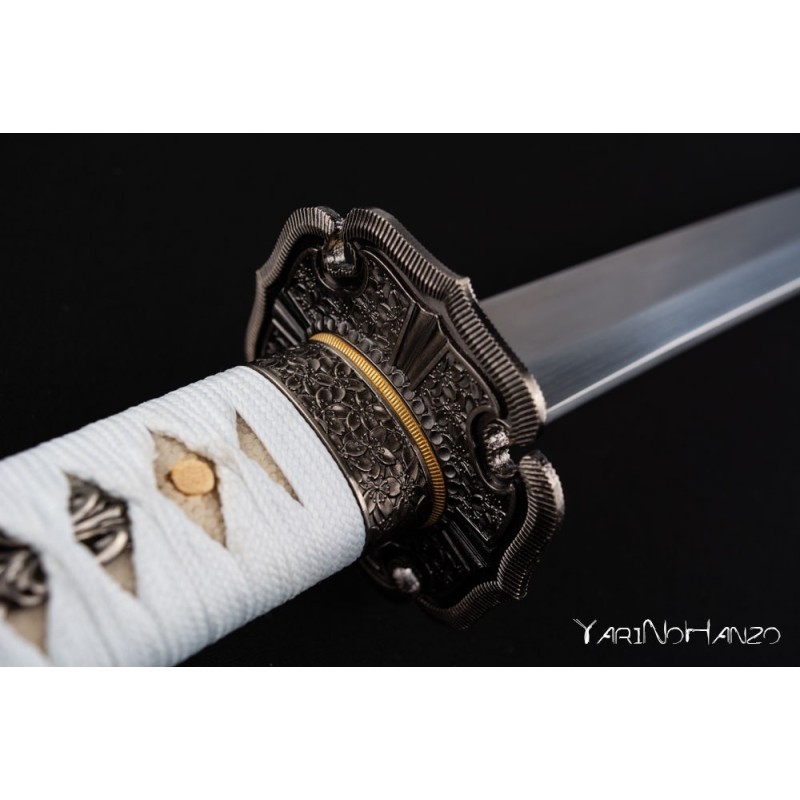 Jintachi | Handmade Katana Sword for sale | Buy the best samurai swords and japanese swords  |